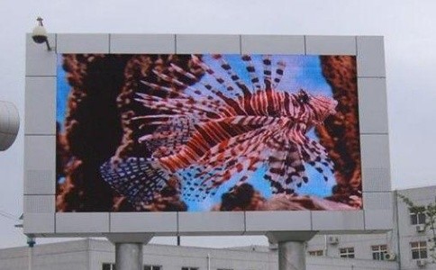 成都led顯示屏生產(chǎn)廠家：led顯示屏如何調(diào)整色調(diào)？